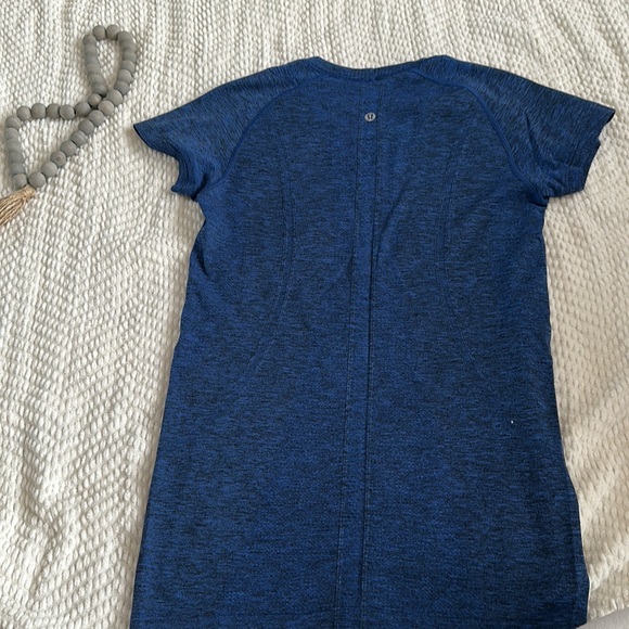Lululemon Swiftly Tech Short Sleeve - Picture 2 of 3